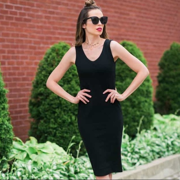 ElleLauri Dresses & Skirts - ElleLauri Ophelia Black Dress- NWOT